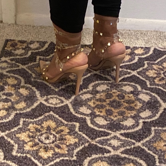 Clear & tan heels - Picture 3 of 3